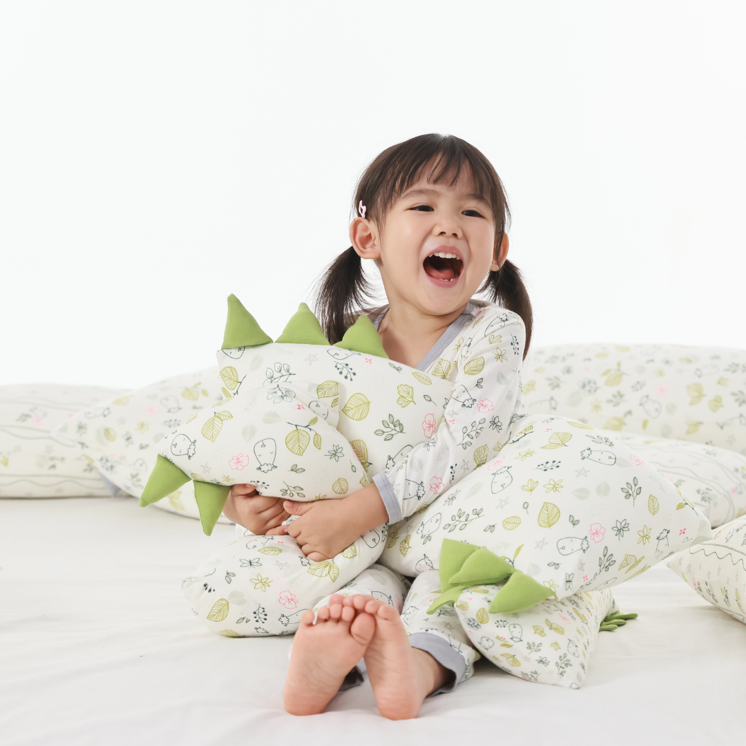 Bed-Time Buddy™ Case Dream Garden A Cream with Color tag - XL