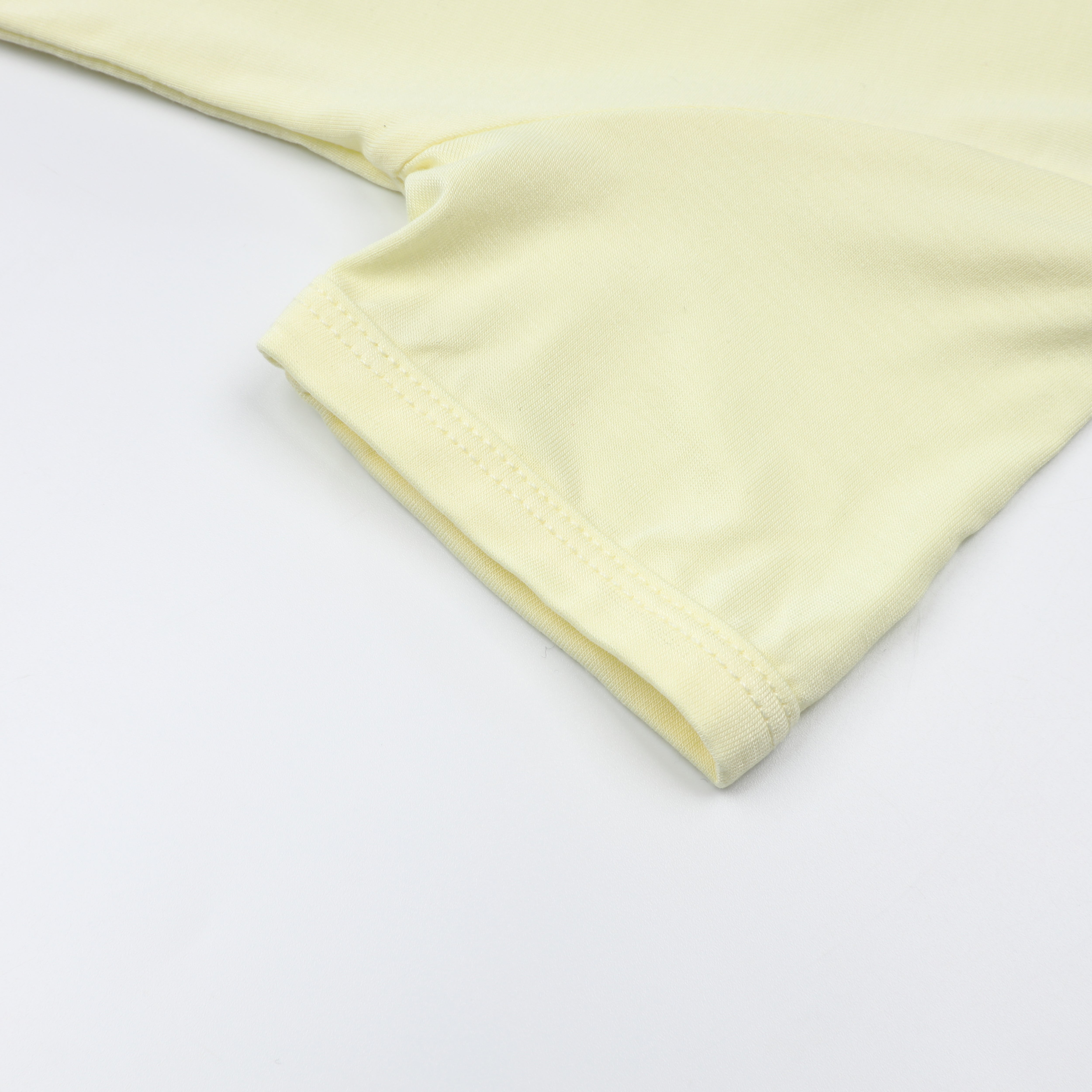 Short Sleeve Shirt S24 Yellow + Shorts S24 Purple